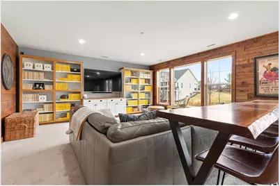 710 Crest Curve, Hudson, WI 54016 - Photo 40