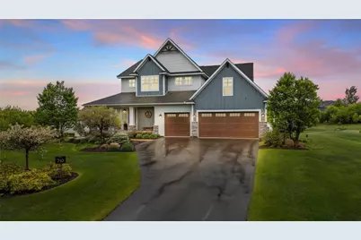710 Crest Curve, Hudson, WI 54016 - Photo 2