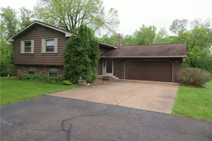1682 38th St, Somerset, WI 54025 - Photo 2