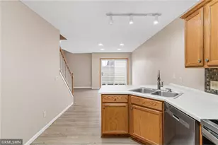 1900 Hawthorne Point, Hudson, WI 54016 - Photo 18