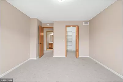 1900 Hawthorne Point, Hudson, WI 54016 - Photo 28