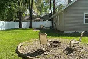 1762 Edgerton St, Saint Paul, MN 55117 - Photo 44