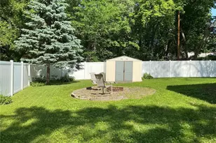 1762 Edgerton St, Saint Paul, MN 55117 - Photo 50