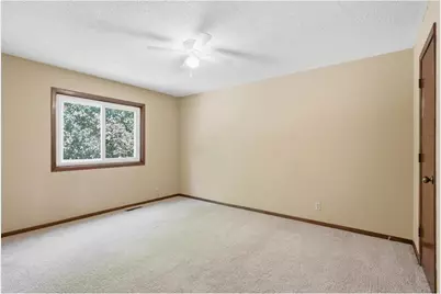 4342 Buckingham Court #1605, Vadnais Heights, MN 55127 - Photo 12
