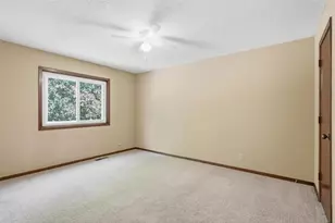 4342 Buckingham Ct, Vadnais Heights, MN 55127 - Photo 12