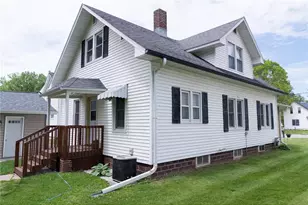 551 W Main St, Mondovi, WI 54755 - Photo 2