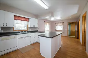 374 W Vine St, Mondovi, WI 54755 - Photo 12