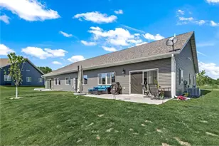 3403 Iris Dr, Eau Claire, WI 54703 - Photo 32