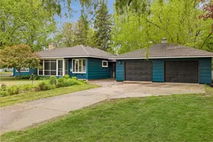 641 E 5th St, New Richmond, WI 54017 - Photo 4