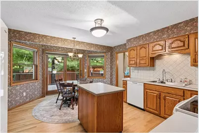 1705 Laurel Avenue, Hudson, WI 54016 - Photo 18