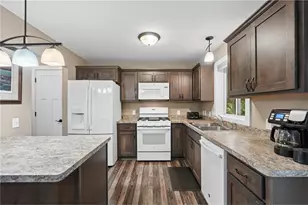 350 Blue Spruce Ln, Somerset, WI 54025 - Photo 8