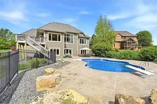 293 St Andrews Dr, Troy Township, WI 54016 - Photo 38