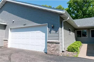 3417 Lever St, Eau Claire, WI 54701 - Photo 2