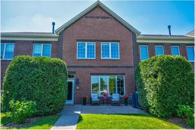 395 Valley Commons, Hudson, WI 54016 - Photo 2