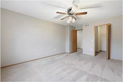 2206 Foxglove Way, Hudson, WI 54016 - Photo 18