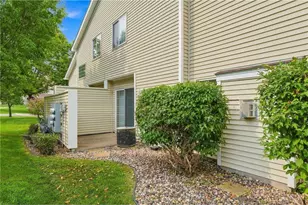 2206 Foxglove Way, Hudson, WI 54016 - Photo 22