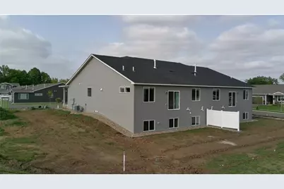 1124 Marlene Avenue, River Falls Township, WI 54022 - Photo 4