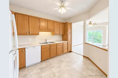 1900 Rush Lake Trail #416, Saint Paul, MN 55112 - Photo 8