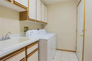 1825 Golf View Dr, River Falls, WI 54022 - Photo 20