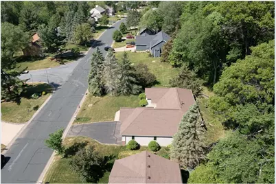 1825 Golf View Drive, River Falls, WI 54022 - Photo 34