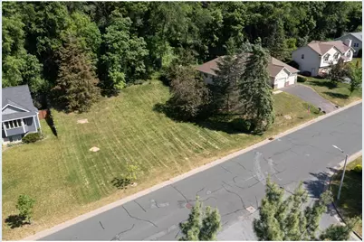 1825 Golf View Drive, River Falls, WI 54022 - Photo 30