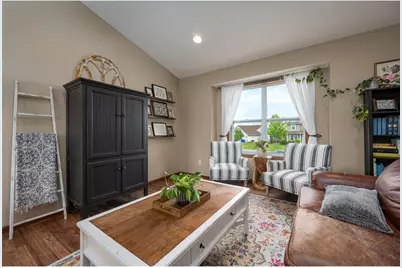 388 Dakota Avenue, Roberts, WI 54023 - Photo 10
