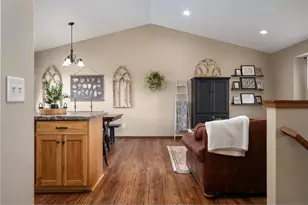388 Dakota Ave, Roberts, WI 54023 - Photo 14