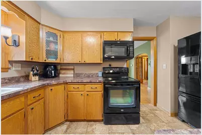398 E Wall Street, Ellsworth, WI 54011 - Photo 12