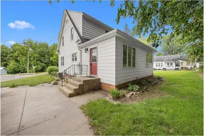 398 E Wall Street, Ellsworth, WI 54011 - Photo 8