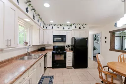 125 W Monroe Avenue, Barron, WI 54812 - Photo 20