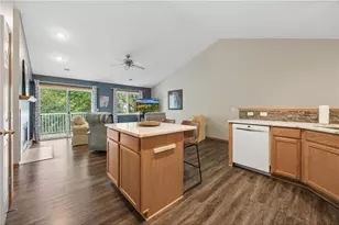 210 Heritage Ln, Circle Pines, MN 55014 - Photo 6
