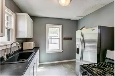1612 County Road C, Saint Paul, MN 55109 - Photo 6