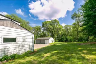 1612 County Road C, Saint Paul, MN 55109 - Photo 20