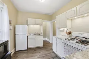 658 Holly Ave, Saint Paul, MN 55104 - Photo 10