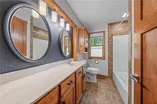 603 Lewis St, River Falls, WI 54022 - Photo 10