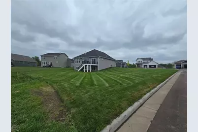 1587 Creekwood Drive, New Richmond, WI 54017 - Photo 2