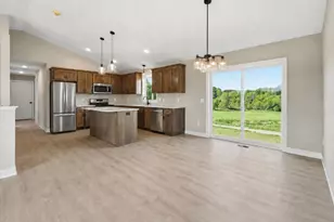 251 Prairie Rd, New Richmond, WI 54017 - Photo 4