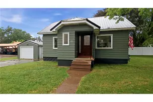 525 W Lincoln St, Augusta, WI 54722 - Photo 2