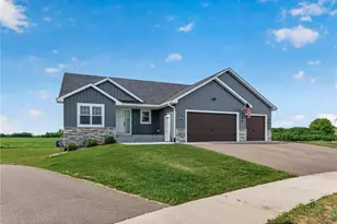 1781 Otter Way, New Richmond, WI 54017 - Photo 2