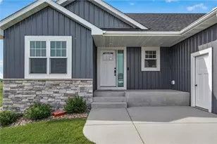 1781 Otter Way, New Richmond, WI 54017 - Photo 4