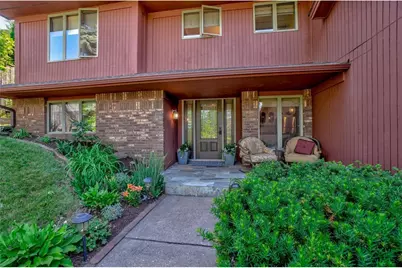 322 N Cudd Avenue, River Falls, WI 54022 - Photo 4