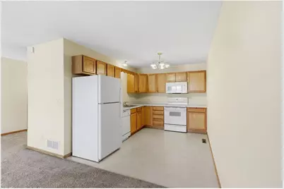 1587 County Road D, Saint Paul, MN 55109 - Photo 10