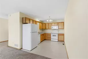 1587 County Road D, Saint Paul, MN 55109 - Photo 10