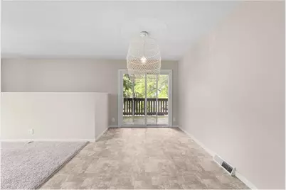 4836 Grenwich Trail, Oakdale, MN 55128 - Photo 10