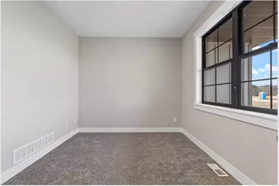 529 Chapman Hills Court, Saint Joseph, WI 54016 - Photo 10