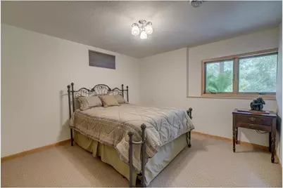 1340 Creekwood Drive, New Richmond, WI 54017 - Photo 26
