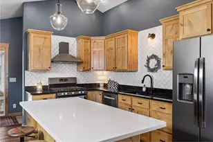 3188 Newcastle Dr, River Falls, WI 54022 - Photo 8