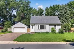 9 Park Dr, Circle Pines, MN 55014 - Photo 4