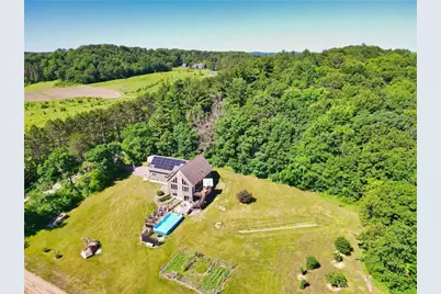 E560 Cedar Road, Eau Claire, WI 54701 - Photo 2