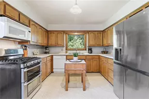 359 Krattley Ln, Hudson, WI 54016 - Photo 12